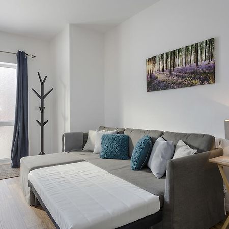 1 Bed Apt Sleeps 4 Luton  Exterior foto